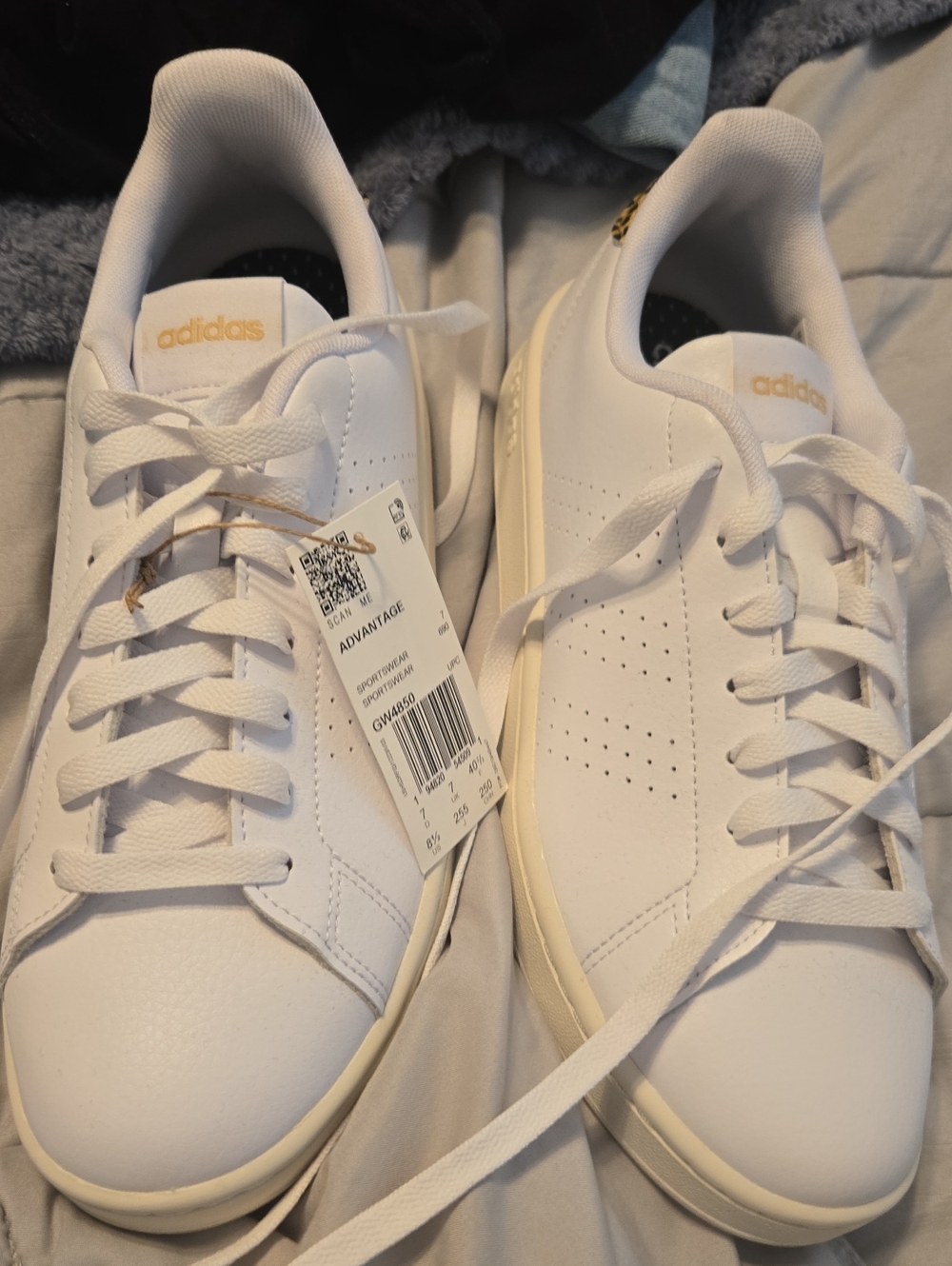 adidas White Low-Top Sneakers Advantage Leapoard Back